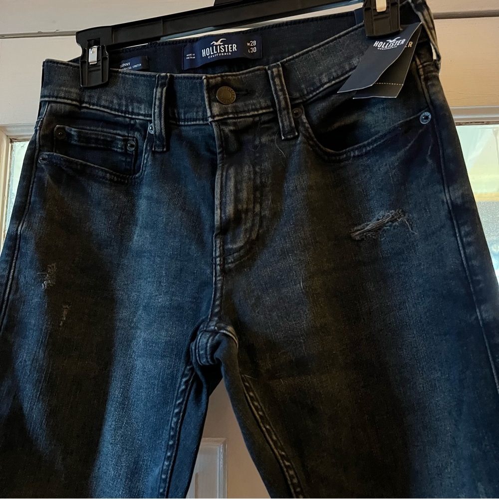 Hollister black Skinny jeans ~ size 28w 30L ~ NWT